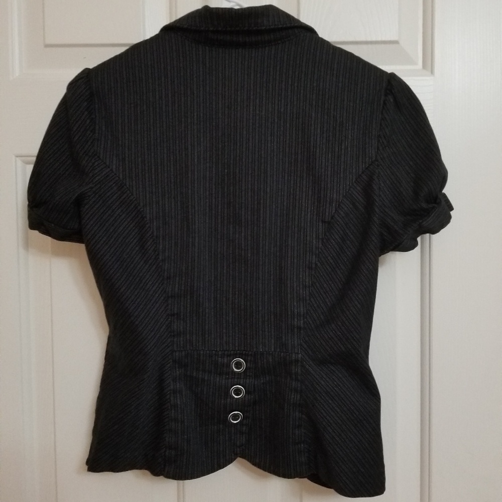 Blazer - Picture 2 of 4